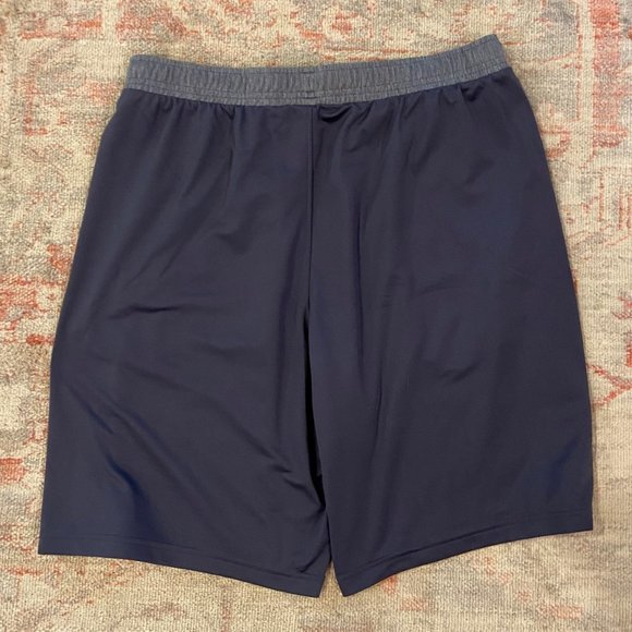 NWOT Men's Under Armour UA Locker 9" Pocketed Athletic Shorts, Gray, Large - Picture 3 of 4